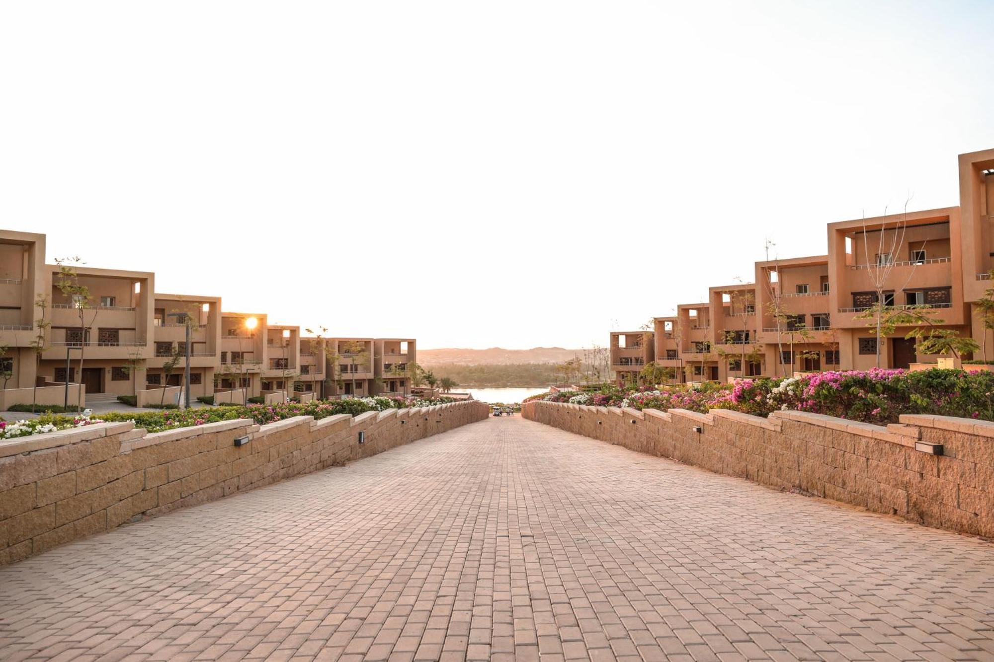 The Zen Wellness Resort Asvan Dış mekan fotoğraf